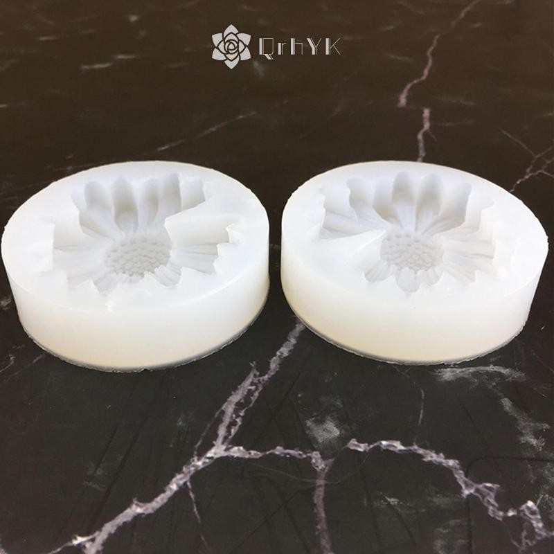 Qrhyk Hoa Cúc Hoa Cúc Khuôn Silicon Có Lỗ Ô Tô Epoxy Handmade Xà Phòng Khuôn DIY Trang Trí Kẹo Đóng Băng Khuôn Mới