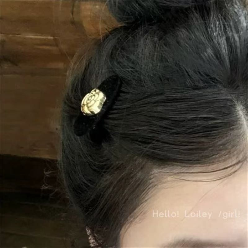 Kẹp tóc ngọc trai Camellia phong cách công chúa