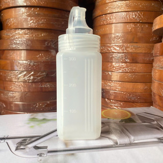 Chai Nhựa Đựng Nước Sốt Chống Bụi/ Chống Tràn Dung Tích Lớn 600ml /1000ml - Phương Trang