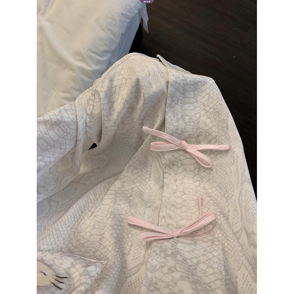 Bộ pyjama Hello Kitty họa tiết báo leopard dành cho nữ, quần dài tay, phù hợp mặc ở nhà