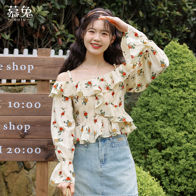 Mutu Pháp Retro Hoa Cổ Dẹt Thiết Kế Áo Sơ Mi Nữ Mùa Hè 2026 Phong Cách Mới loe Tay Ngắn