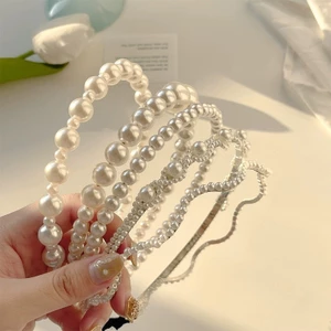 Băng đô bờm cài tóc ngọc trai đính đá phong cách Hàn Quốc AAA iLita mấn áo dài tết cô dâu cho nữ tiểu thư đẹp sang trọng