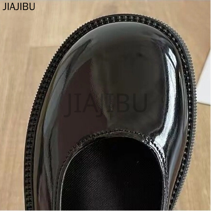 Size 35-42 Giày Nữ Cỡ Lớn Giày Da Gót Dày Chống Trượt Đầu Tròn JK Phong Cách Anh Giày Bệt Bằng Da Bóng Phong Cách Cosplay Retro Thoáng Khí Thoải Mái Korean Fashion Platform Mary Jane Doll Shoes Giày Lolita Nhật Bản