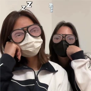 Khung Kính Giả Đen Ngộ Nghĩnh - Đồ Chơi Prank Hài Hước