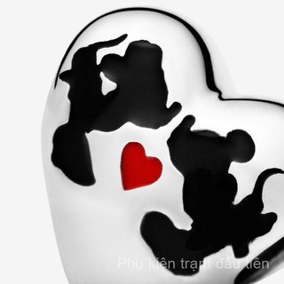 Mặt dây chuyền Mickey và Minnie Kiss