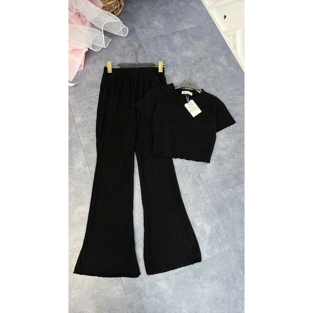 sét bộ đồ quần ống loe + mix áo thun tăm croptop trơn đen ngắn