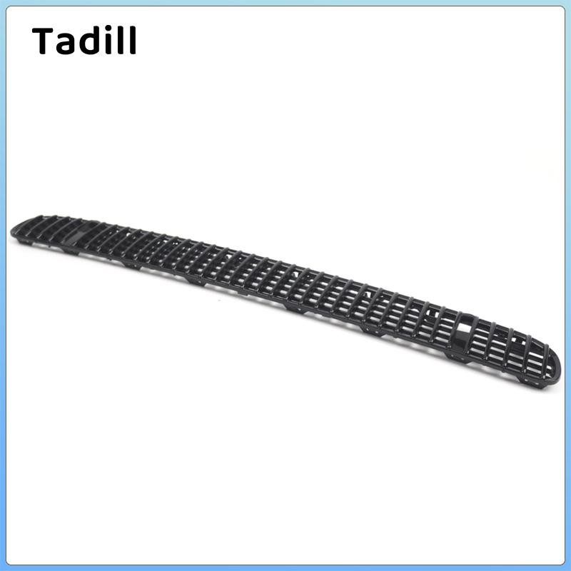 Hood Lưới Tản Nhiệt Trung Tâm Lỗ Thông Khí Đen Cho Xe BMW 3 Series E46 2002-2005