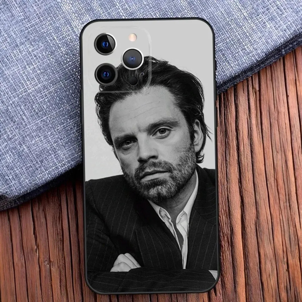 Ốp Điện Thoại TP-1 Sebastian Stan Cho iPhone 16, 17,14,13,12,11, Pro, X, XS, Max, XR, Plus, Mini Mềm Màu Đen
