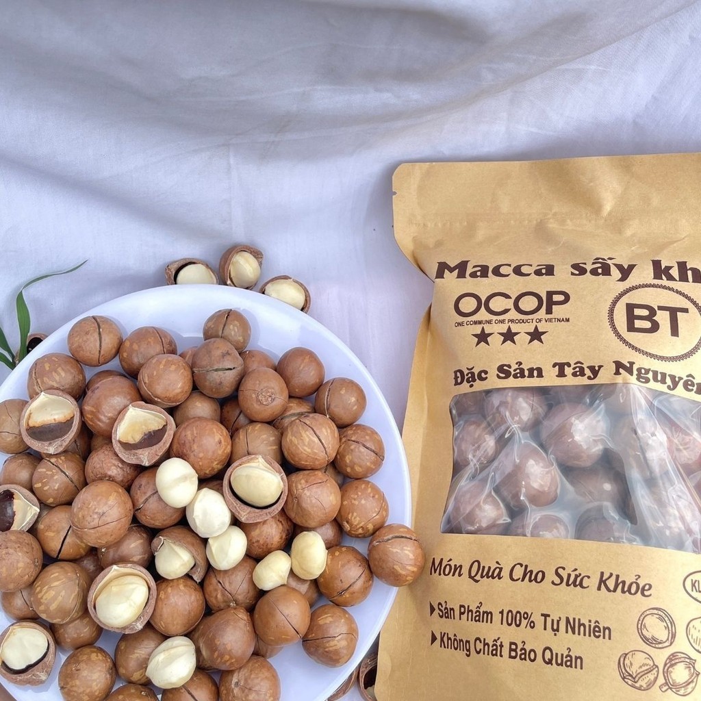 1Kg Hạt Macca SAI TO  còn vỏ đã sấy chín và đã tách nứt ( hàng ăn liền)