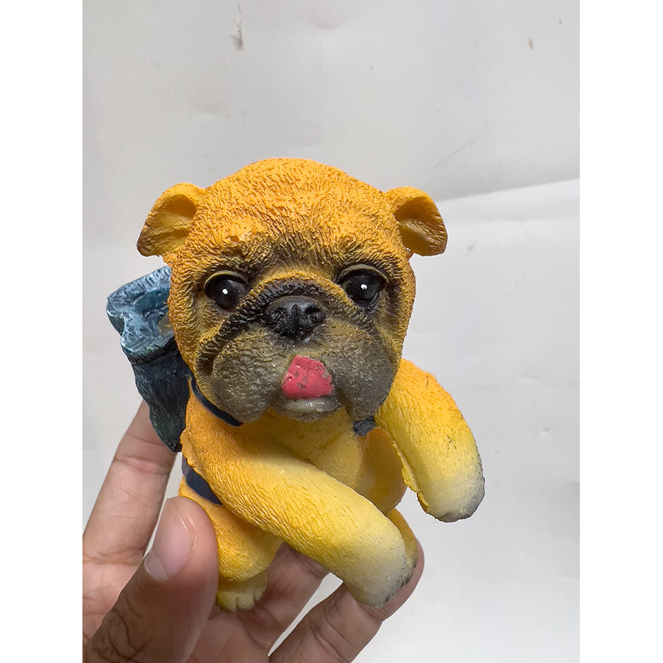 Chó Mặt Xệ Đu Thành Bể Cá (Trang Trí Bể Cá Cảnh) (Size 12cm)