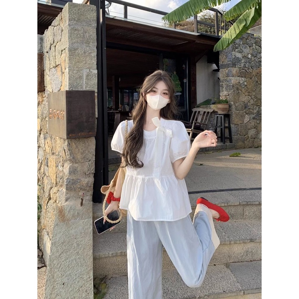 [YU]Áo sơ mi nữ tay phồng kèm nơ, dáng búp bê, thiết kế ngọt ngào, thoáng mát, dễ thương.