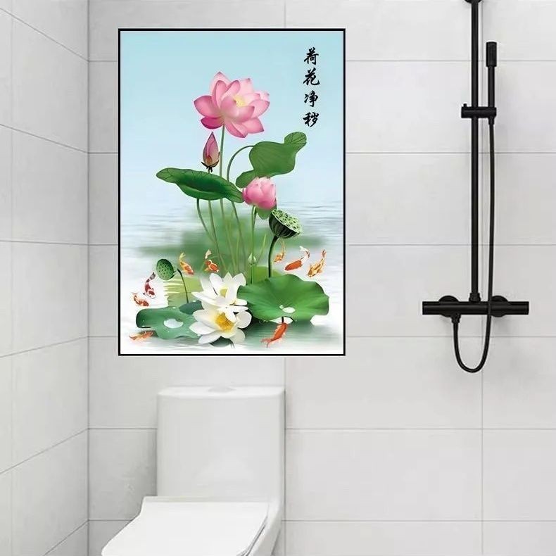 Vệ sinh sạch sẽ nhà vệ sinh cá chép sen