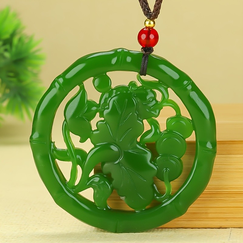 Đá tự nhiên xanh băng trong suốt hai mặt khắc họa tiết Cicada - Dây chuyền thời trang phù hợp mọi dịp
