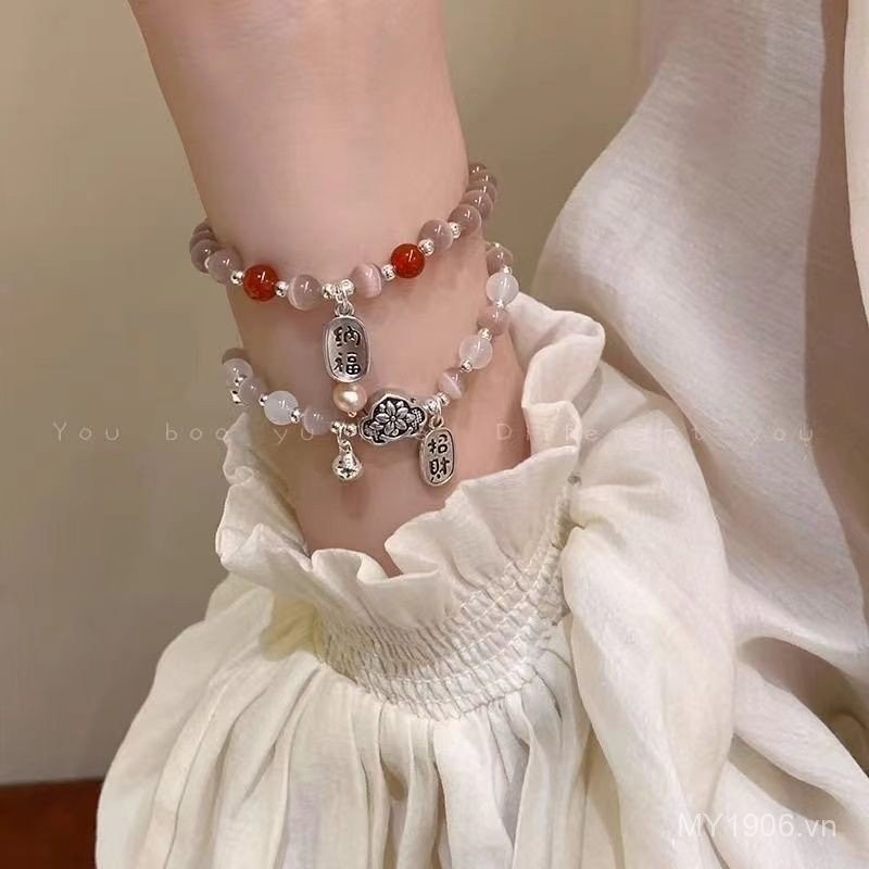Vòng tay nữ đính cườm màu hồng nhẹ nhàng, phong cách sang trọng, thiết kế đơn giản