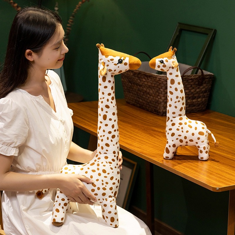 Kawaii Hươu Cao Cổ Đồ Chơi Sang Trọng Vui Nhộn Mô Phỏng Hươu Cao Cổ Sang Trọng Búp Bê Sáng Tạo Lớn Hươu Cao Cổ Thú Nhồi Bông Gối Mềm Mại Cho Bé Làm Dịu Búp Bê Trang Trí Phòng Ngủ Nhà Búp Bê Trẻ Em Quà Tặng Sinh Nhật Quà Tặng Giáng Sinh