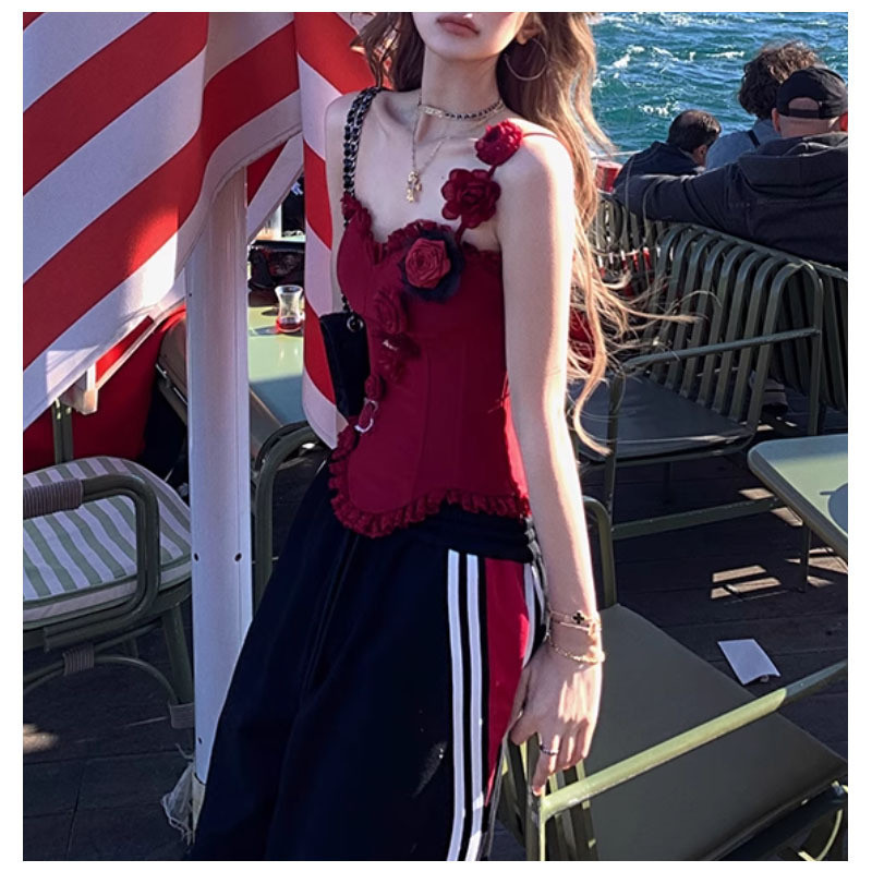 Crop-top nữ đỏ phong cách đường phố, làm từ ren xương cá cao cấp