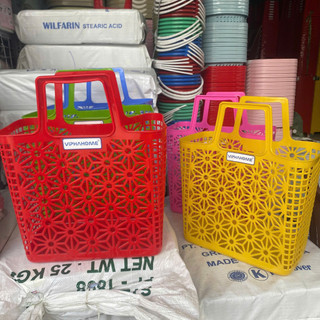 Giỏ xách đi chợ bằng nhựa Winhome loại lớn – Làn nhựa đựng đồ tiện lợi, bền đẹp, đa năng - Phương Trang