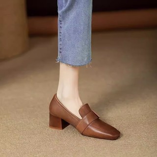 Loafers Size Lớn Nữ Mũi Vuông 2025 Loafer Nữ Retro Sang Trọng Da Mềm Thoải Mái Dày Gót Phong Cách Anh Quốc Giày Da Nhỏ