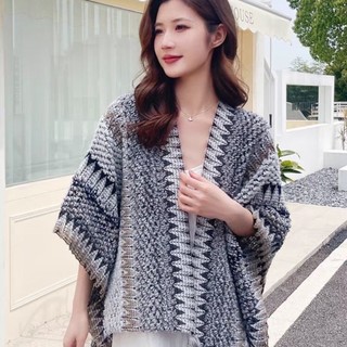 Khăn choàng Lijiang Influencer Phong cách dân tộc Tân Cương Tây Tạng Du lịch Mặc Áo khoác ngoài Áo khoác Áo choàng Khăn choàng Nữ Ảnh