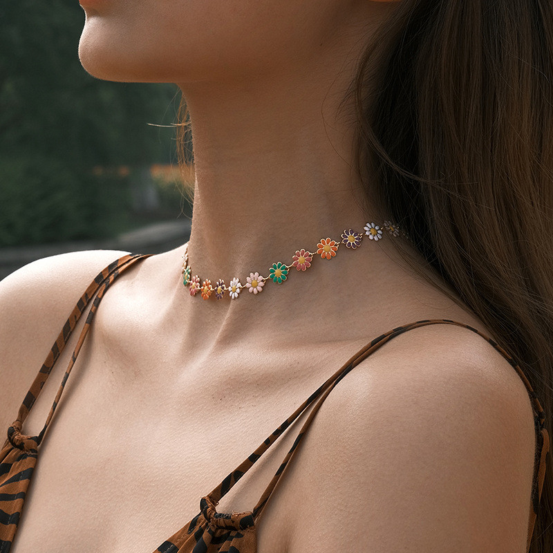 Vòng Cổ Choker Đính Hạt Nhiều Màu Sắc Cho Nữ – Mặt Dây Chuyền Hoa Dainty Mạ Vàng Phong Cách Kỳ Nghỉ Trang Sức Hợp Thời Trang