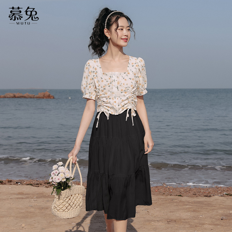Mu Xiaozi Cao Cấp Váy Trắng Cổ Tích Váy Mùa Hè 2026 Phong Cách Mới Giữa Chiều Dài Váy Chữ a Váy Retro Dù Váy