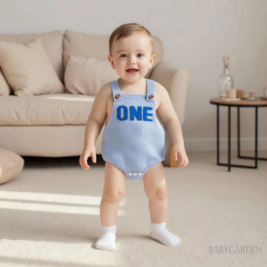 / / -Bộ áo liền quần không tay cổ vuông thêu chữ cho bé Trang phục sơ sinh