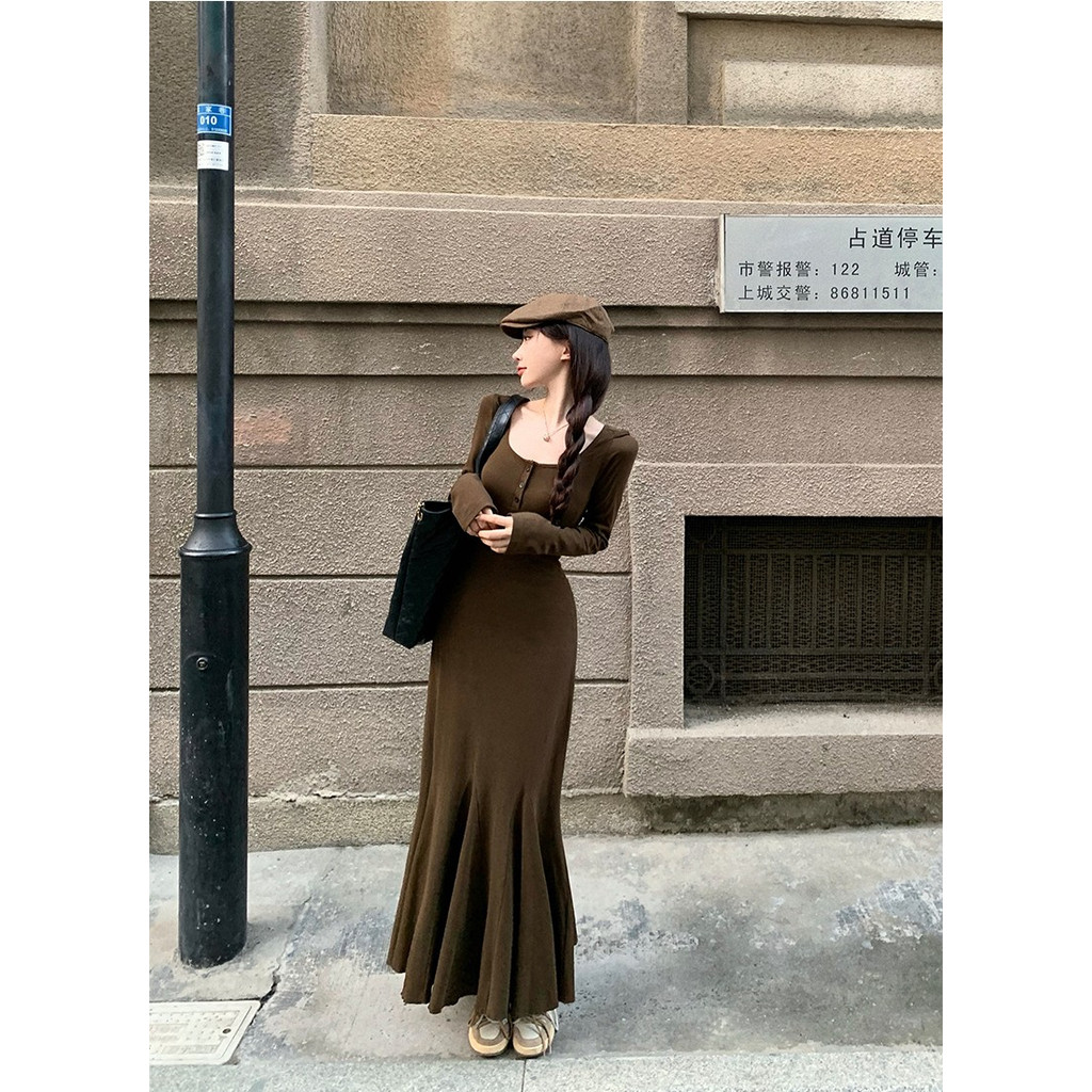 Váy dệt kim