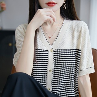 Mùa Hè 2025 Phong Cách Mới Dệt Kim Cardigan Mỏng Ngắn Tay Áo Thun Chui Đầu Bên Ngoài Mặc Bao Thịt Đơn Giản