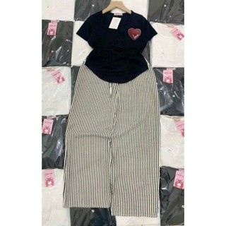 SÉT BỘ QUẦN  KẺ SỌC VẰN + MIX ÁO THUN CROPTOP TĂM NGẮN-crt in ngực tim love( đỏ)-