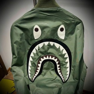 Áo Bomber Cá Mập Bape Xanh Rêu .(Double - Six) . Áo Khoác Gió Dù 2 Lớp Dày Dặn Dáng Rộng