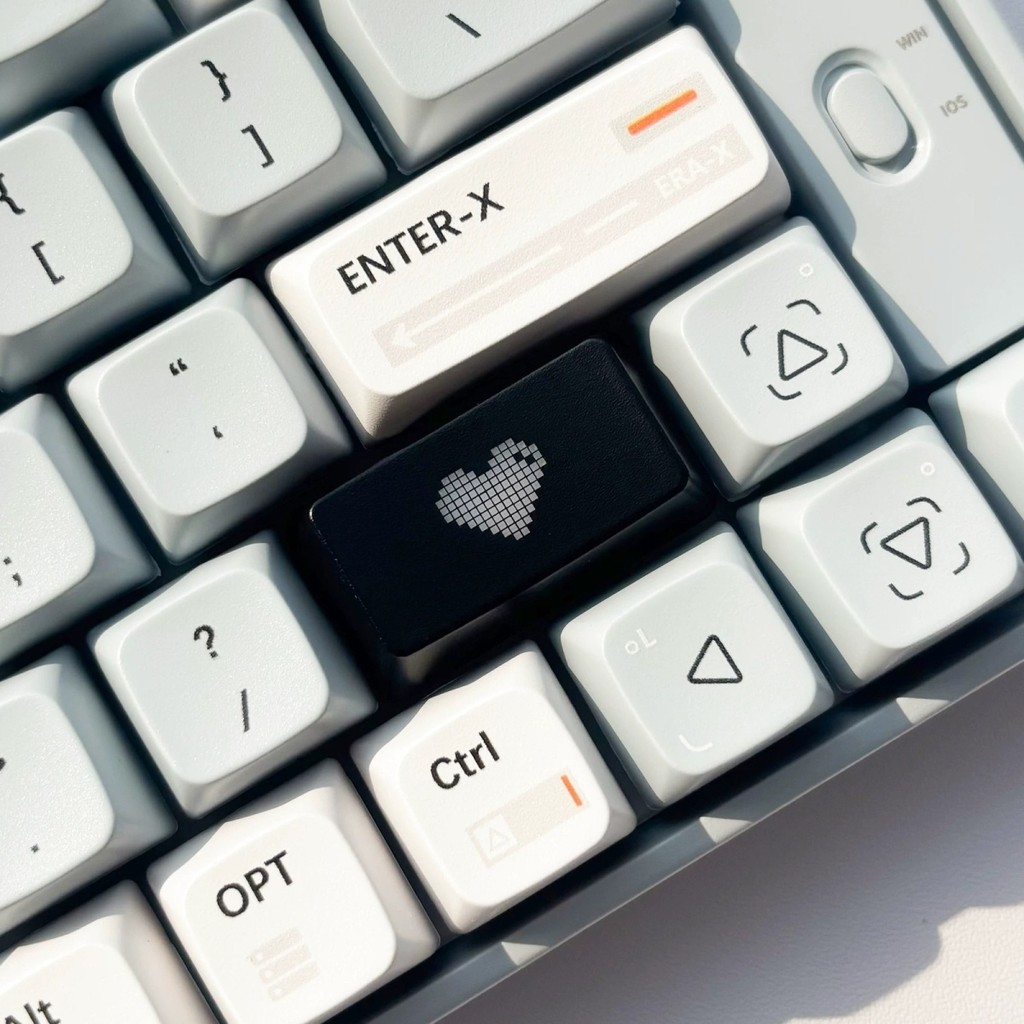 Chìa khóa trái tim mờ Chìa khóa đơn độc đáo Chìa khóa thủ công Chìa khóa chuyển đổi nhỏ 1,75 u Chiều rộng 3,3cm / cdff