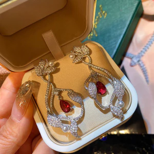 Hàn Quốc Sang Trọng Zircon Phong Cách Mới Bông Tai Lá Tinh Tế Bán Buôn