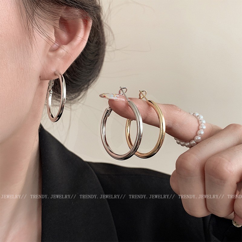 Bông tai đơn giản kiểu Pháp cao cấp Bông tai nữ phong cách mới kiểu Pháp |  Shopee Việt Nam