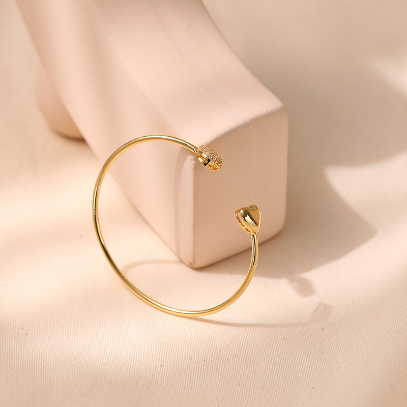 Vòng tay hình trái tim mạ vàng với Cubic Zirconia, trang sức lãng mạn tối giản dành cho nữ