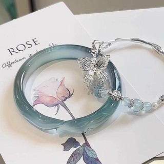 Vòng tay nữ Vòng tay bướm Aquamarine xếp chồng lên nhau
