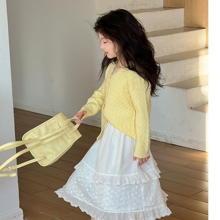 Váy ren bé gái 4 váy ngắn cho bé 02.17 女童蕾丝半身裙 儿童短裙宝 秋季儿童半身裙