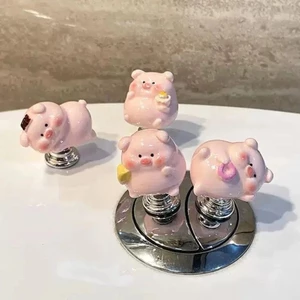 Dụng cụ nhấn xả bồn cầu tiện lợi hình heo hồng siêu cưng