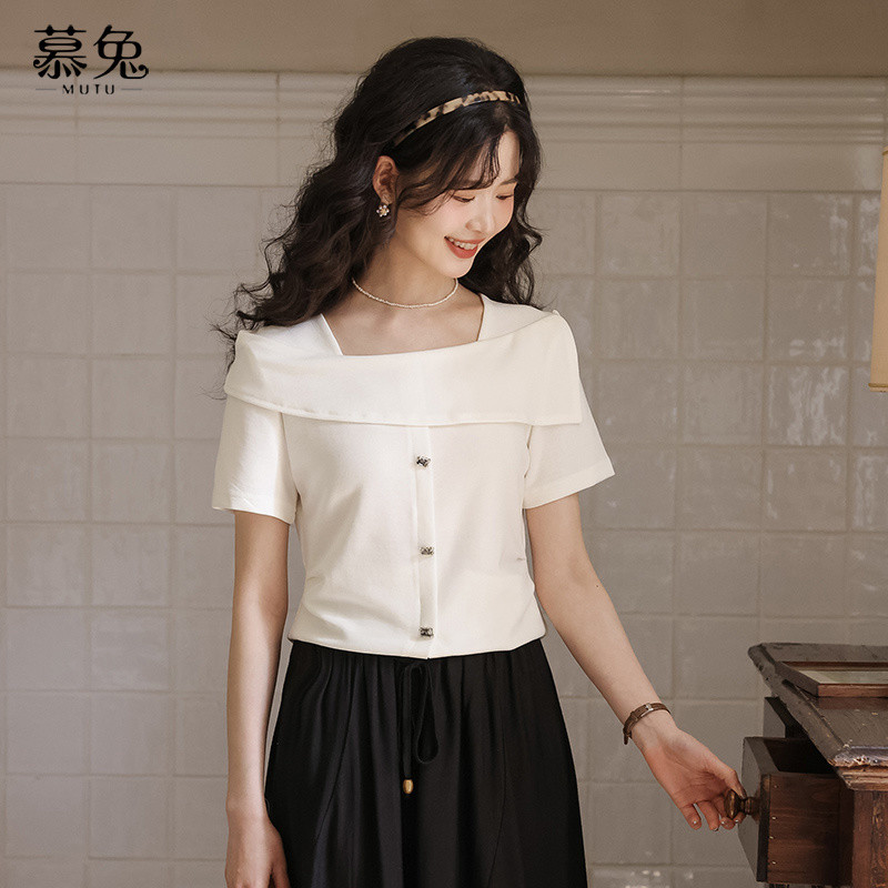 Mutu Phong Cách Pháp Cổ Vuông Ngắn Tay Nữ Mùa Hè 2026 Phong Cách Mới Nhẹ Nhàng Phong Cách Slim-Fit Ngắn Slit Áo Sơ Mi Nhỏ Top