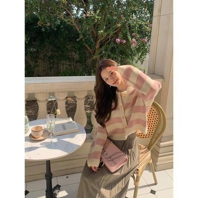 (HÀNG QCCC) Áo khoác len Cardigan dáng croptop form rộng phối cúc vàng sang chảnh tiểu thư XIMIMI SP39