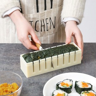 Khuôn nhựa làm cơm cuộn sushi kimbap hình tròn, hình vuông, trái tim ALINE