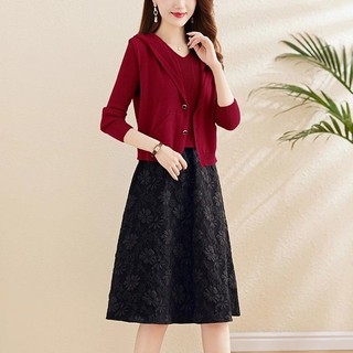 Hai Mảnh Đầm Len Dệt Kim Đầm Nữ Slim fit Mùa Xuân 2024 Đầm Mới Đầm Thời Trang Đầm Thời Trang Thời Trang Áo Len Giảm Tuổi Đầm Phù Hợp Với Đầm