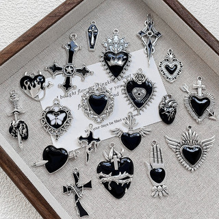 Tối Phong Cách Gothic Phóng Đại Trái Tim Chữ Thập Kho Báu Mặt Dây Chuyền Tự Làm Handmade Vòng Tay Vòng Cổ Đính Hạt Phụ Kiện Chất Liệu