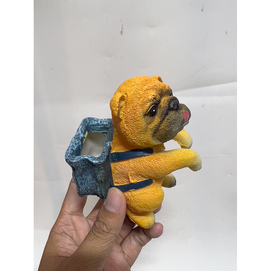 Chó Mặt Xệ Đu Thành Bể Cá (Trang Trí Bể Cá Cảnh) (Size 12cm)