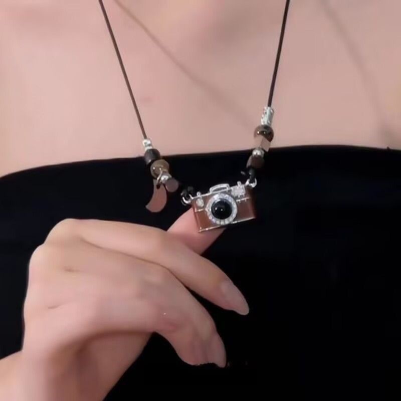 Mặt Dây Chuyền Máy Ảnh Phim Màu Nâu Cổ Điển, Thiết Kế Dài Cho Nữ