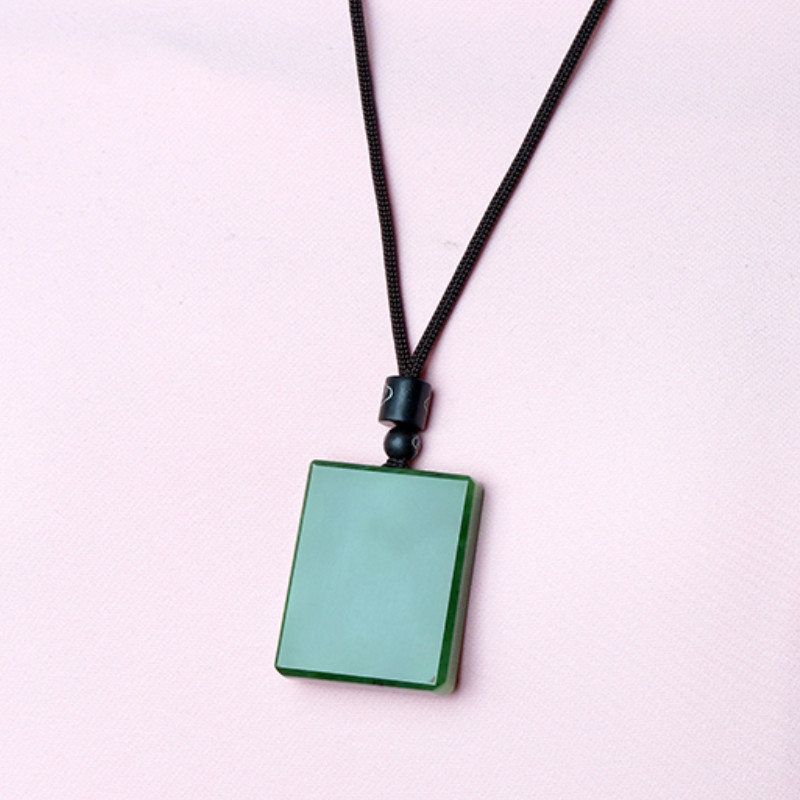 Mặt dây chuyền Jasper An toàn Không có vấn đề Mặt dây chuyền nữ Spinach Green Jade Mặt dây chuyền