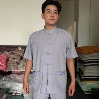 Thời trang nam phật tử đi chùa, áo cổ trụ thêu túi ngắn tay