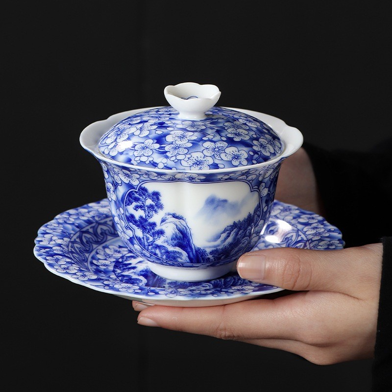 Chén Khải Tiềm Trà Họa Tiết Sơn Thủy Hữu Tình Mai Hoa 190 ml (Sứ Trắng Men Xanh Thanh Hoa)