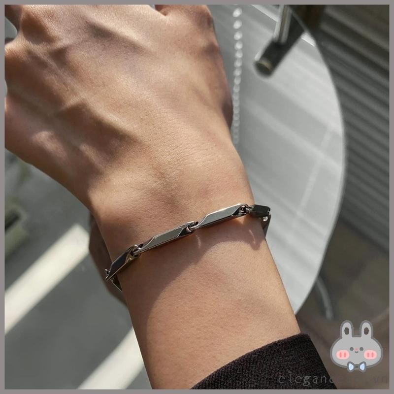 Vòng tay nữ thép Elega bền đẹp, chiều dài điều chỉnh được, phù hợp làm quà tặng hoặc sử dụng hàng ngày.