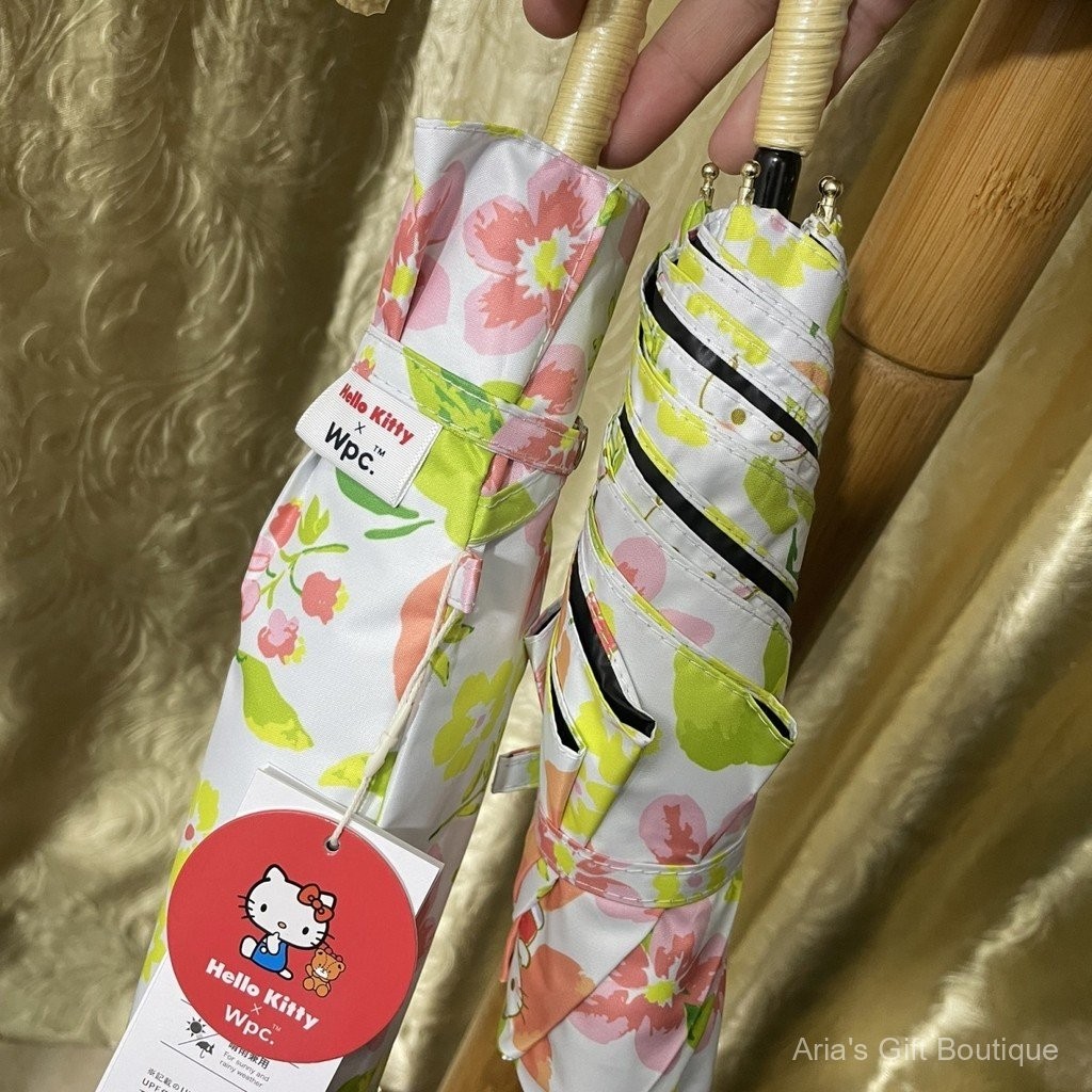 Ô che nắng Hello Kitty chính hãng, chất liệu vinyl siêu nhẹ, chắn nắng hiệu quả.