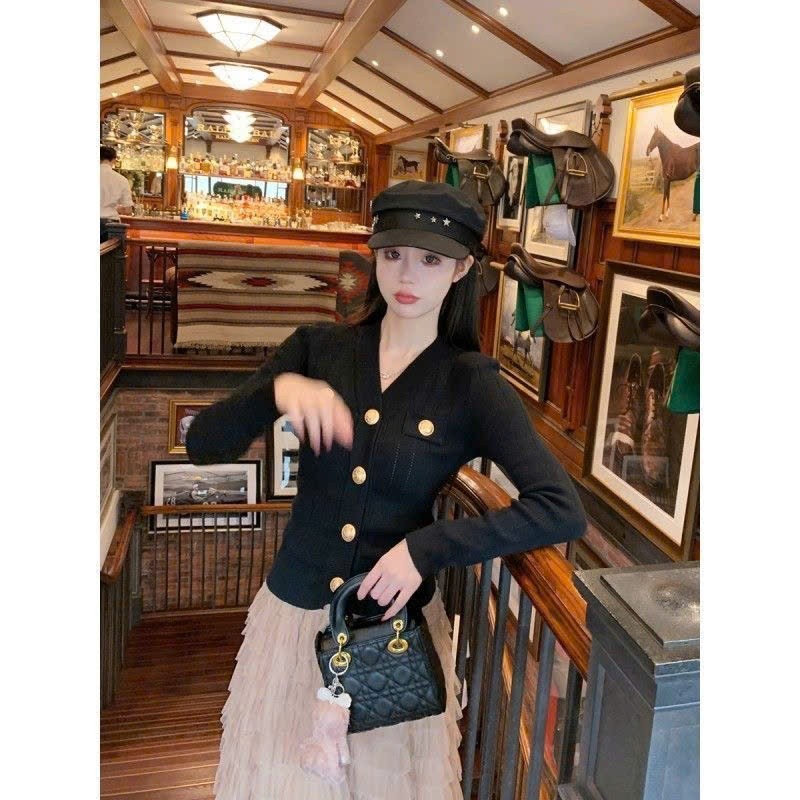 Set bộ 2 món áo len cardigan phối chân váy dáng dài phong cách tiểu thư nhẹ nhàng hàng QCCC BA SP366